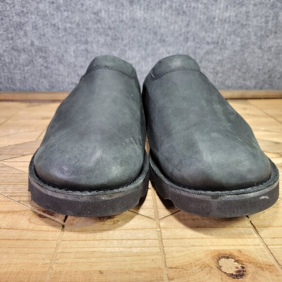 UGG Classic Clogs Men's 13 Smooth Black Leather Sheepskin Slip-On Slippers. - Picture 4 of 16